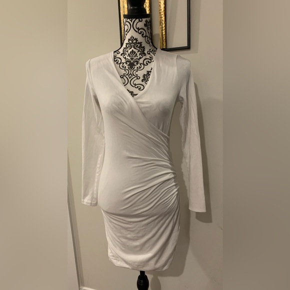 Athleta Dresses & Skirts - Athleta Wilder Long Sleeve Dress